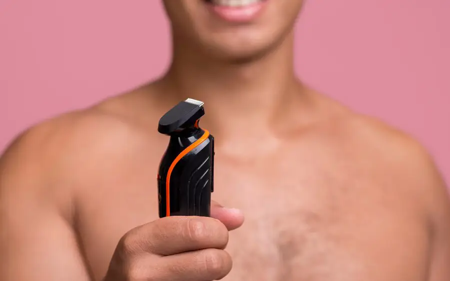 Manscaping<br />
